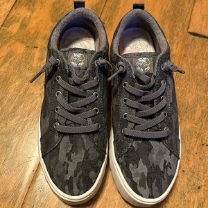 ROXY platform camo sneakers